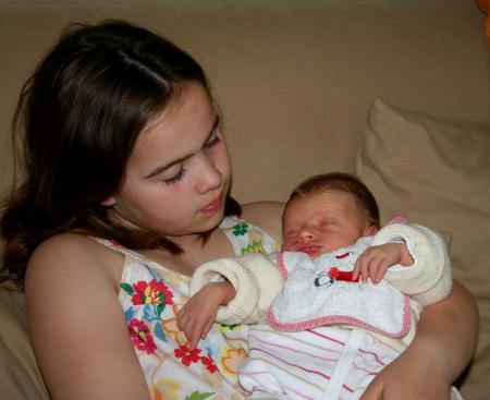 Maya, 11�me jour, avec sa Tante Lucie